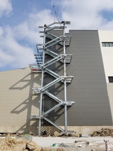 消防楼梯/钢结构楼梯/钢楼梯